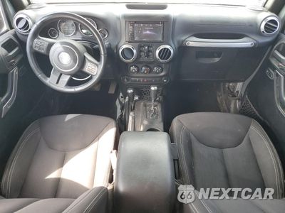Zdjęcie 8 z 13 samochodu: 2015 JEEP WRANGLER UNLIMITED SAHARA VIN:1C4BJWEG6FL587830 - miniatura