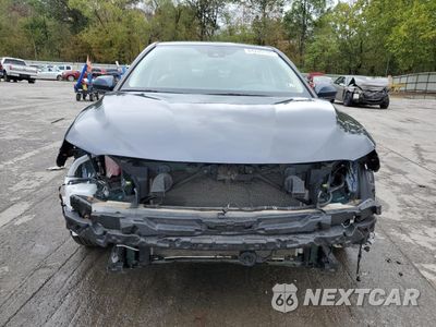 Piąte zdjęcie samochodu w środku: 2021 TOYOTA CAMRY LE VIN:4T1C31AK7MU030004 - miniatura