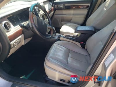 Zdjęcie 7 z 12 samochodu: 2008 LINCOLN MKZ VIN:3LNHM26T18R605706 - miniatura