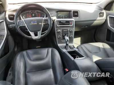 Zdjęcie 8 z 15 samochodu: 2015 VOLVO V60 PREMIER+ VIN:YV140MEC2F1203836 - miniatura