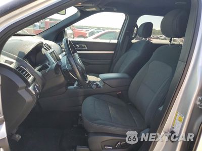 Zdjęcie 7 z 14 samochodu: 2017 FORD EXPLORER XLT VIN:1FM5K7D83HGD79549 - miniatura