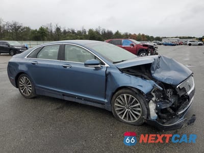 Czwarte zdjęcie samochodu z boku: 2019 LINCOLN MKZ VIN:3LN6L5B9XKR617088 - miniatura