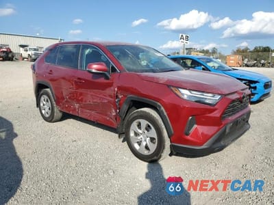 Czwarte zdjęcie samochodu z boku: 2023 TOYOTA RAV4 LE VIN:2T3G1RFV6PW331495 - miniatura