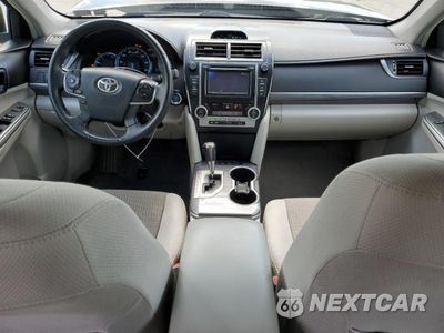 Zdjęcie 8 z 14 samochodu: 2013 TOYOTA CAMRY HYBRID VIN:4T1BD1FK0DU080437 - miniatura