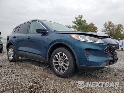 Czwarte zdjęcie samochodu z boku: 2020 FORD ESCAPE SE VIN:1FMCU9G63LUB73097 - miniatura