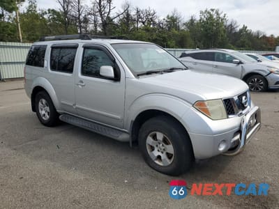 Czwarte zdjęcie samochodu z boku: 2001 NISSAN PATHFINDER LE VIN:5N1AR18W17C635919 - miniatura