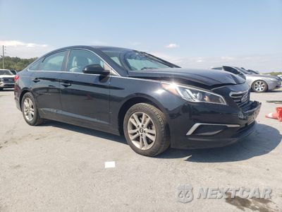 Czwarte zdjęcie samochodu z boku: 2017 HYUNDAI SONATA SE VIN:5NPE24AF1HH464374 - miniatura