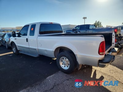 Drugie zdjęcie samochodu z przodu: 2000 FORD F250 SUPER DUTY VIN:1FTNX20S2YEE38872 - miniatura