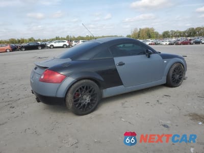 Trzecie zdjęcie samochodu z tyłu: 2001 AUDI TT QUATTRO VIN:TRUWT28N011024295 - miniatura