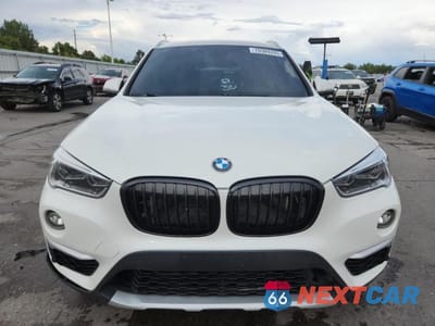 Piąte zdjęcie samochodu w środku: 2016 BMW X1 XDRIVE28I VIN:WBXHT3C36G5E47257 - miniatura