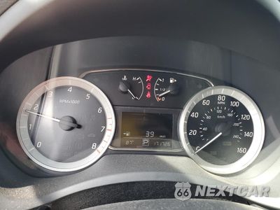 Zdjęcie 9 z 12 samochodu: 2014 NISSAN SENTRA S VIN:3N1AB7AP9EY208459 - miniatura