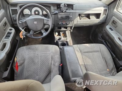 Zdjęcie 8 z 12 samochodu: 2009 DODGE DAKOTA SXT VIN:1D3HE38P09S785247 - miniatura