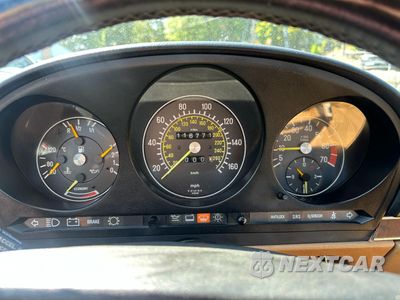 Zdjęcie 8 z 10 samochodu: 1987 MERCEDES-BENZ 560 SL VIN:WDBBA48D6HA072118 - miniatura