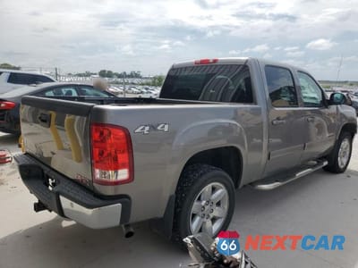 Trzecie zdjęcie samochodu z tyłu: 2013 GMC SIERRA K1500 SLT VIN:3GTP2WE79DG283971 - miniatura