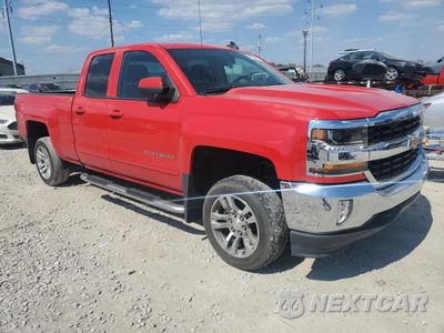 Czwarte zdjęcie samochodu z boku: 2016 CHEVROLET SILVERADO K1500 LT VIN:1GCVKREC9GZ328093 - miniatura