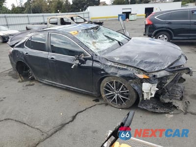 Czwarte zdjęcie samochodu z boku: 2022 TOYOTA CAMRY SE VIN:4T1G11BK4NU049116 - miniatura