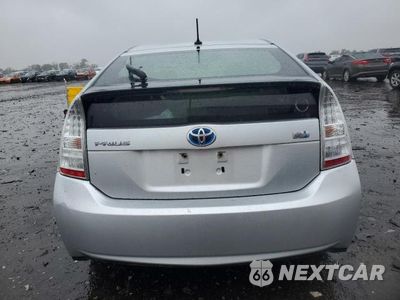 Zdjęcie 6 z 12 samochodu: 2010 TOYOTA PRIUS VIN:JTDKN3DU9A0067870 - miniatura