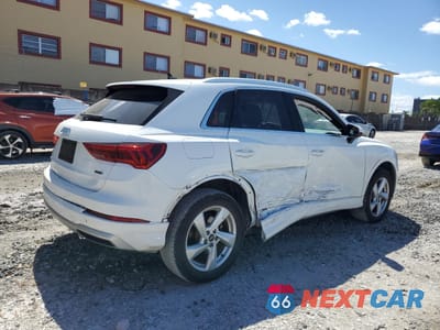 Trzecie zdjęcie samochodu z tyłu: 2021 AUDI Q3 PREMIUM 40 VIN:WA1AUCF37M1089183 - miniatura
