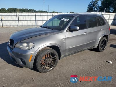 2013 BMW X5 XDRIVE35I 5UXZV4C51D0E14547 - główne zdjęcie licytacji z USA - miniatura