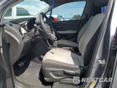Zdjęcie 7 z 14 samochodu: 2020 CHEVROLET TRAX LS VIN:3GNCJKSB8LL187846 - miniatura