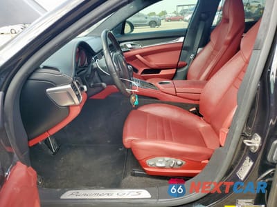 Zdjęcie 7 z 14 samochodu: 2016 PORSCHE PANAMERA GTS VIN:WP0AF2A70GL080547 - miniatura