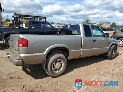 Trzecie zdjęcie samochodu z tyłu: 2000 GMC SONOMA VIN:1GTDT19W5Y8121285 - miniatura