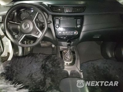 Zdjęcie 8 z 13 samochodu: 2018 NISSAN ROGUE S VIN:KNMAT2MT8JP526474 - miniatura