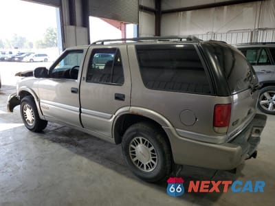 Drugie zdjęcie samochodu z przodu: 1999 GMC JIMMY VIN:1GKDT13W6X2514954 - miniatura