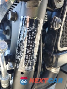Zdjęcie 9 z 10 samochodu: 2021 KAWASAKI VN900 D VIN:JKAVN2D12MA066470 - miniatura