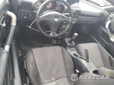 Zdjęcie 8 z 12 samochodu: 2000 TOYOTA MR2 SPYDER VIN:JTDFR3203Y0019345 - miniatura