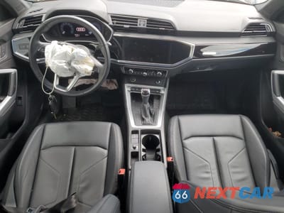 Zdjęcie 8 z 14 samochodu: 2023 AUDI Q3 KOMFORT 45 VIN:WA1AECF31P1041891 - miniatura