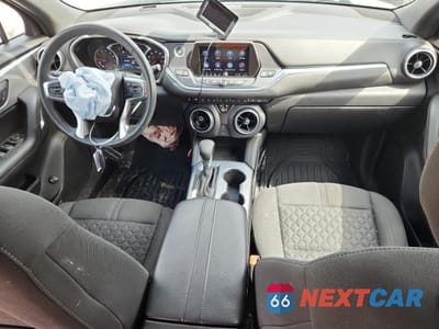 Zdjęcie 8 z 13 samochodu: 2021 CHEVROLET BLAZER 2LT VIN:3GNKBCRS3MS530140 - miniatura