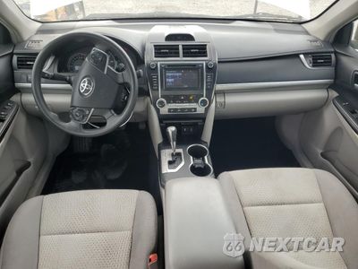 Zdjęcie 8 z 14 samochodu: 2014 TOYOTA CAMRY L VIN:4T4BF1FKXER428164 - miniatura