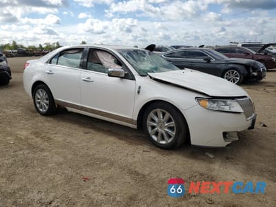 Czwarte zdjęcie samochodu z boku: 2010 LINCOLN TOWNHOUSE MKZ VIN:3LNHL2JCXAR646965 - miniatura