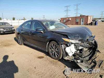 Czwarte zdjęcie samochodu z boku: 2021 TOYOTA CAMRY XLE VIN:4T1F11BK2MU039498 - miniatura