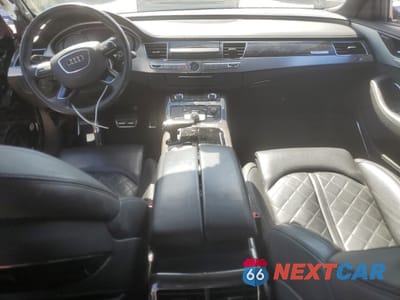 Zdjęcie 8 z 12 samochodu: 2014 AUDI S8 QUATTRO VIN:WAUD2AFD2EN009155 - miniatura