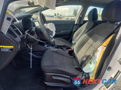 Zdjęcie 7 z 12 samochodu: 2018 KIA FORTE LX VIN:3KPFL4A78JE198923 - miniatura