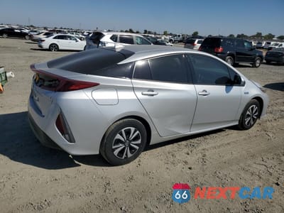 Trzecie zdjęcie samochodu z tyłu: 2018 TOYOTA PRIUS PRIME VIN:JTDKARFP7J3094943 - miniatura