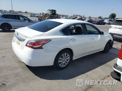 Trzecie zdjęcie samochodu z tyłu: 2015 NISSAN ALTIMA 2.5 VIN:1N4AL3AP8FC276917 - miniatura