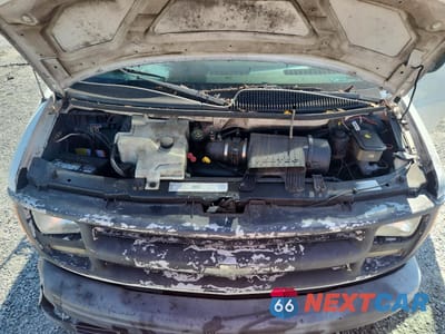 Zdjęcie 12 z 13 samochodu: 2001 CHEVROLET EXPRESS G1500 VIN:1GCFG15W211122220 - miniatura