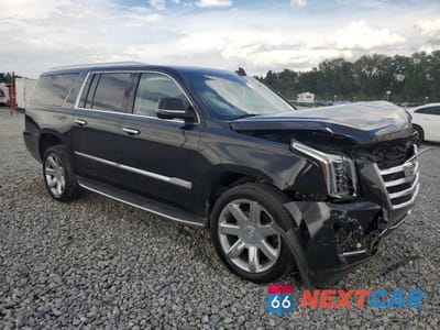 Czwarte zdjęcie samochodu z boku: 2019 CADILLAC ESCALADE ESV LUXURY VIN:1GYS3HKJ2KR138460 - miniatura