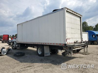 Trzecie zdjęcie samochodu z tyłu: 2019 INTERNATIONAL MV607 BOX TRUCK VIN:3HAEUMML2KL347305 - miniatura