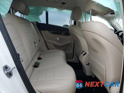 Zdjęcie 10 z 13 samochodu: 2022 MERCEDES-BENZ GLC 300 VIN:W1N0G8DB1NV377526 - miniatura