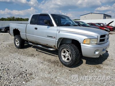 Czwarte zdjęcie samochodu z boku: 2001 DODGE RAM 1500 VIN:3B7HF13Z11G718980 - miniatura