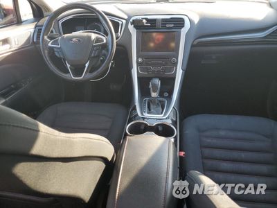 Zdjęcie 8 z 12 samochodu: 2016 FORD FUSION SE VIN:3FA6P0H7XGR110416 - miniatura