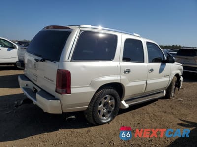 Trzecie zdjęcie samochodu z tyłu: 2004 CADILLAC ESCALADE LUXURY VIN:1GYEK63NX4R109202 - miniatura