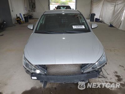 Piąte zdjęcie samochodu w środku: 2020 HYUNDAI ELANTRA SE VIN:5NPD74LF5LH504295 - miniatura