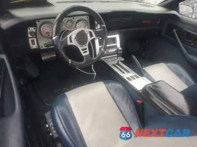 Zdjęcie 8 z 12 samochodu: 1989 CHEVROLET CAMARO VIN:1G1FP2181KL111821 - miniatura