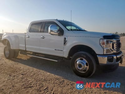 Czwarte zdjęcie samochodu z boku: 2022 FORD F350 SUPER DUTY VIN:1FT8W3DT0NEF73675 - miniatura