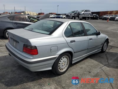 Trzecie zdjęcie samochodu z tyłu: 1996 BMW 328 I AUTOMATIC VIN:WBACD4323TAV41397 - miniatura